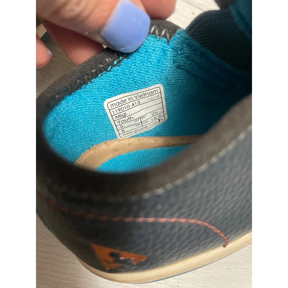 PLAE Migi navy blue‎ slip on shoe sneakers little kids size 9